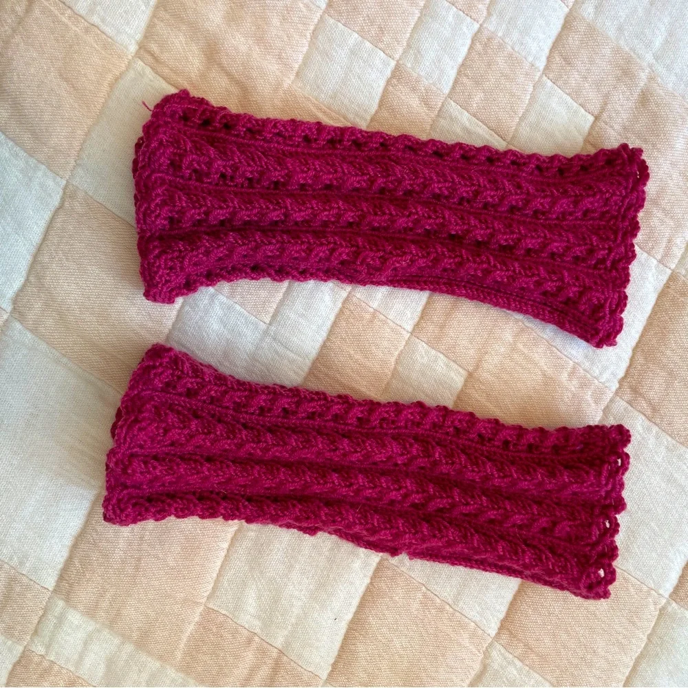 NEW Handmade‎ Knitted Fingerless Gloves, Pink/Purple